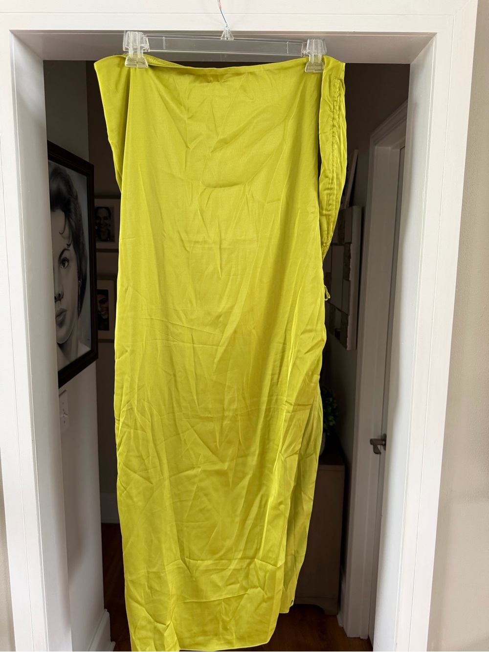 Oh Polly One-Shoulder Lime Green Satin Crop Set - Picture 5 of 7